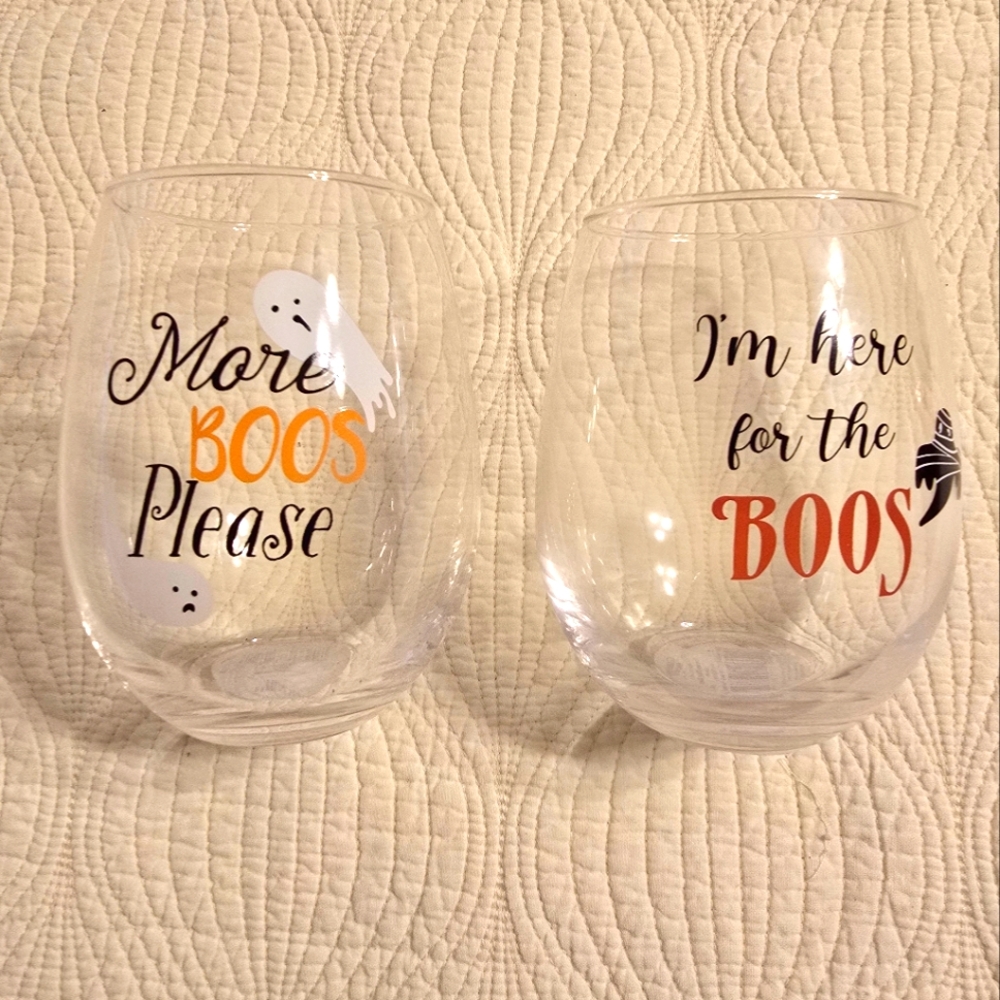 NWT Halloween Themed Wine Glasses with Fun Text
